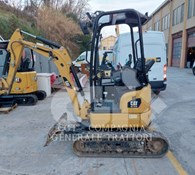 2018 Caterpillar 301.7D Thumbnail 2