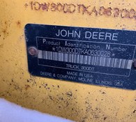 2010 John Deere 300D-II Thumbnail 9