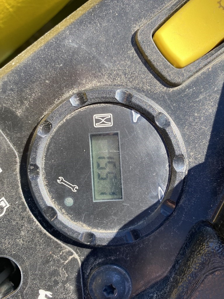 2020 John Deere Z915E Zero Turn Mower برسم البيعSlayton Minnesota