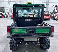 2023 John Deere XUV 835R Thumbnail 4