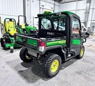 2023 John Deere XUV 835R Thumbnail 7