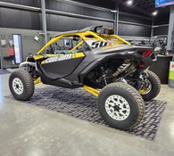 2024 Can-Am Maverick R X RS Carbon Black & Neo Yellow Thumbnail 5