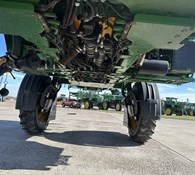 2018 John Deere R4030 Thumbnail 11