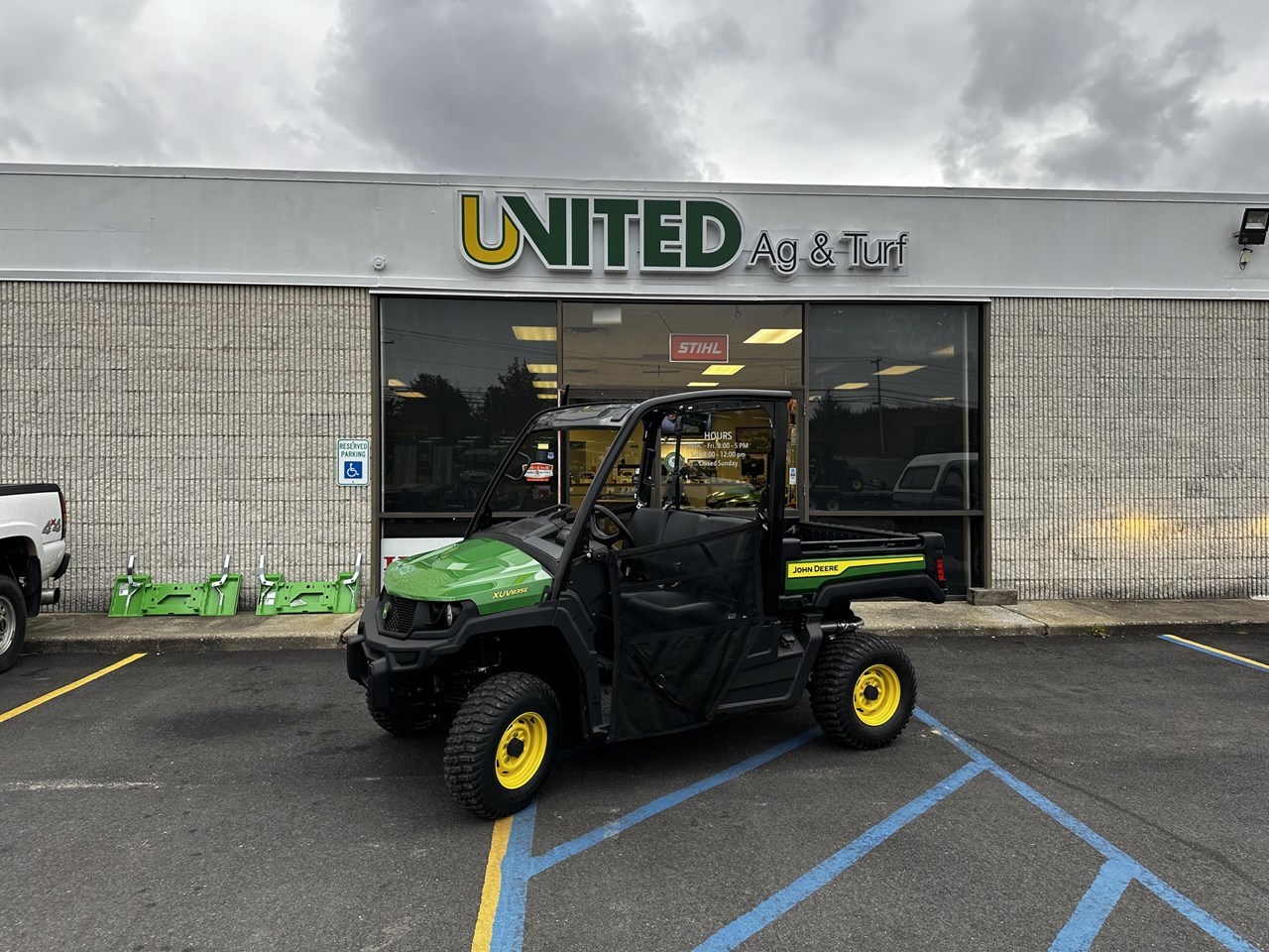 2022 John Deere XUV 835E Utility Vehicle For Sale in Calverton New York