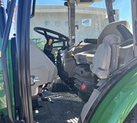 2022 John Deere 6135E Thumbnail 17