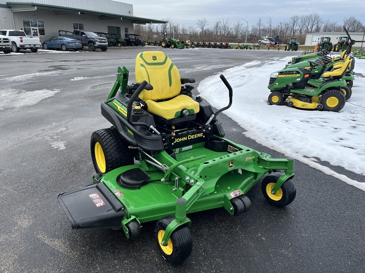 2022 John Deere Z960M Zero Turn Mower For Sale in Zanesville Ohio