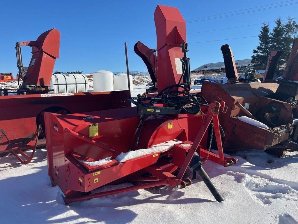 Puma 94 Snow Blower For Sale in Kensington Prince Edward Island