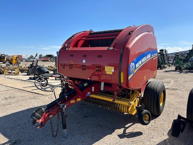 2017 New Holland RB560 Baler-Round For Sale