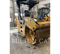 2011 Caterpillar CB54 Thumbnail 2