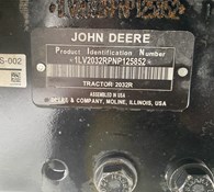 2022 John Deere 2032R Thumbnail 4