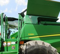 2016 John Deere S680 Thumbnail 29