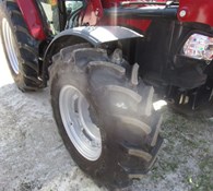 2023 Case IH FARMALL 110C  HI LO Thumbnail 9