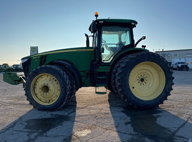 2011 John Deere 8310R Tractor - Row Crop For Sale