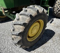 1981 John Deere 4640 Thumbnail 9