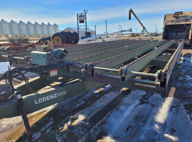 Lorenz 13X33 Stack Mover-Pull Type For Sale