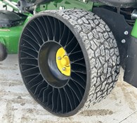 2022 John Deere Z994R Thumbnail 9