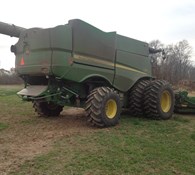 2022 John Deere S780 Thumbnail 2