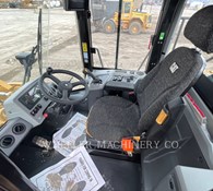 2024 Caterpillar 950 GC QC Thumbnail 12