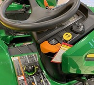 2024 John Deere X570 LAWN TRACTOR Thumbnail 2