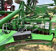 2019 John Deere 2660VT Thumbnail 9