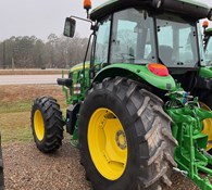 John Deere 6105E Thumbnail 6