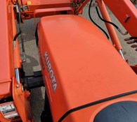 2018 Kubota M7060 4WD HD/HDC Thumbnail 6