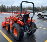 1993 Kubota L2350DT Thumbnail 3