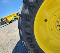 2023 John Deere 8R 370 Thumbnail 30