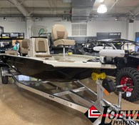 2024 Xpress Boats H20B Thumbnail 2