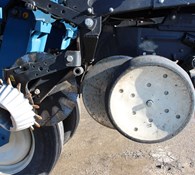 2014 Kinze 3700 Thumbnail 6