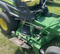 2013 John Deere Z925M Thumbnail 4