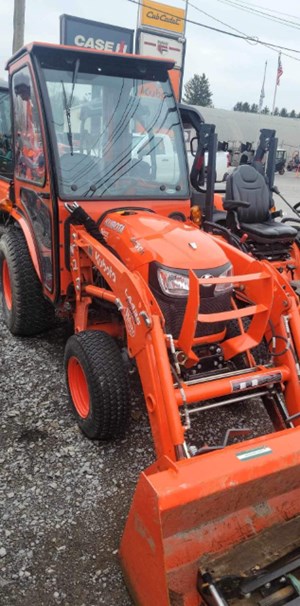 Tractor - Compact Utility For Sale 2020 Kubota B2601HSD-1 , 26 HP