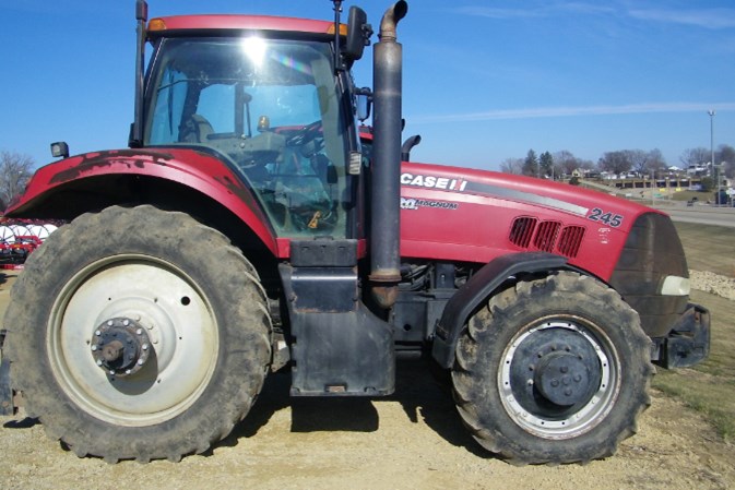 2007 Case IH Magnum 245 Tractor For Sale