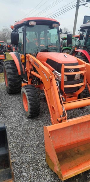 Tractor - Compact Utility For Sale 2011 Kubota L4740HSTC , 47 HP