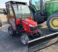 2016 Massey GC1715 Thumbnail 1