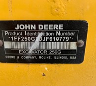 2018 John Deere 250G LC Thumbnail 7