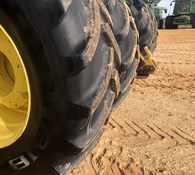 2017 John Deere 9620R Thumbnail 8