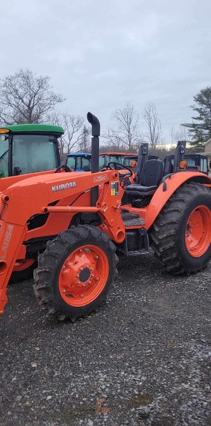 Tractor For Sale 2016 Kubota M6060HD , 60 HP