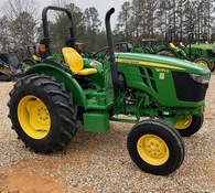 2021 John Deere 5075E Thumbnail 2