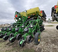 2019 John Deere 1795 Thumbnail 28