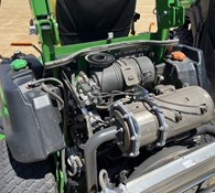 2022 John Deere Z997R Thumbnail 10