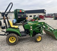 2021 John Deere 1023E Thumbnail 3