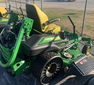 2022 John Deere Z960m Thumbnail 1