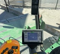 2019 John Deere W235 Thumbnail 19