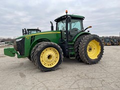 Tractor - Row Crop For Sale 2016 John Deere 8320R 