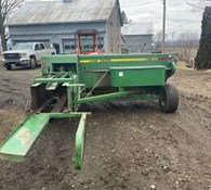 1989 John Deere 338-T Thumbnail 2