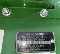 2017 John Deere S670 Thumbnail 44
