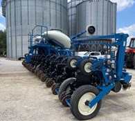 2019 Kinze 3600 Thumbnail 3