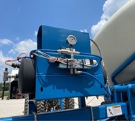 2019 Kinze 3600 Thumbnail 9