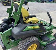 2022 John Deere Z920M Thumbnail 17